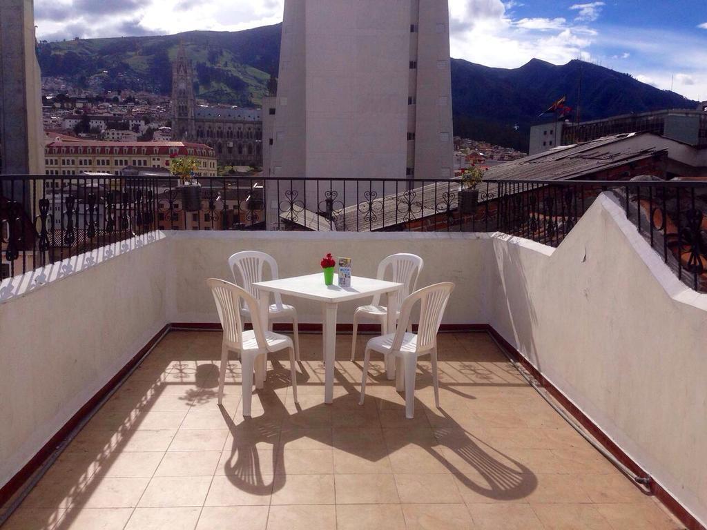 Guesthouse Nelson Quito Exterior foto